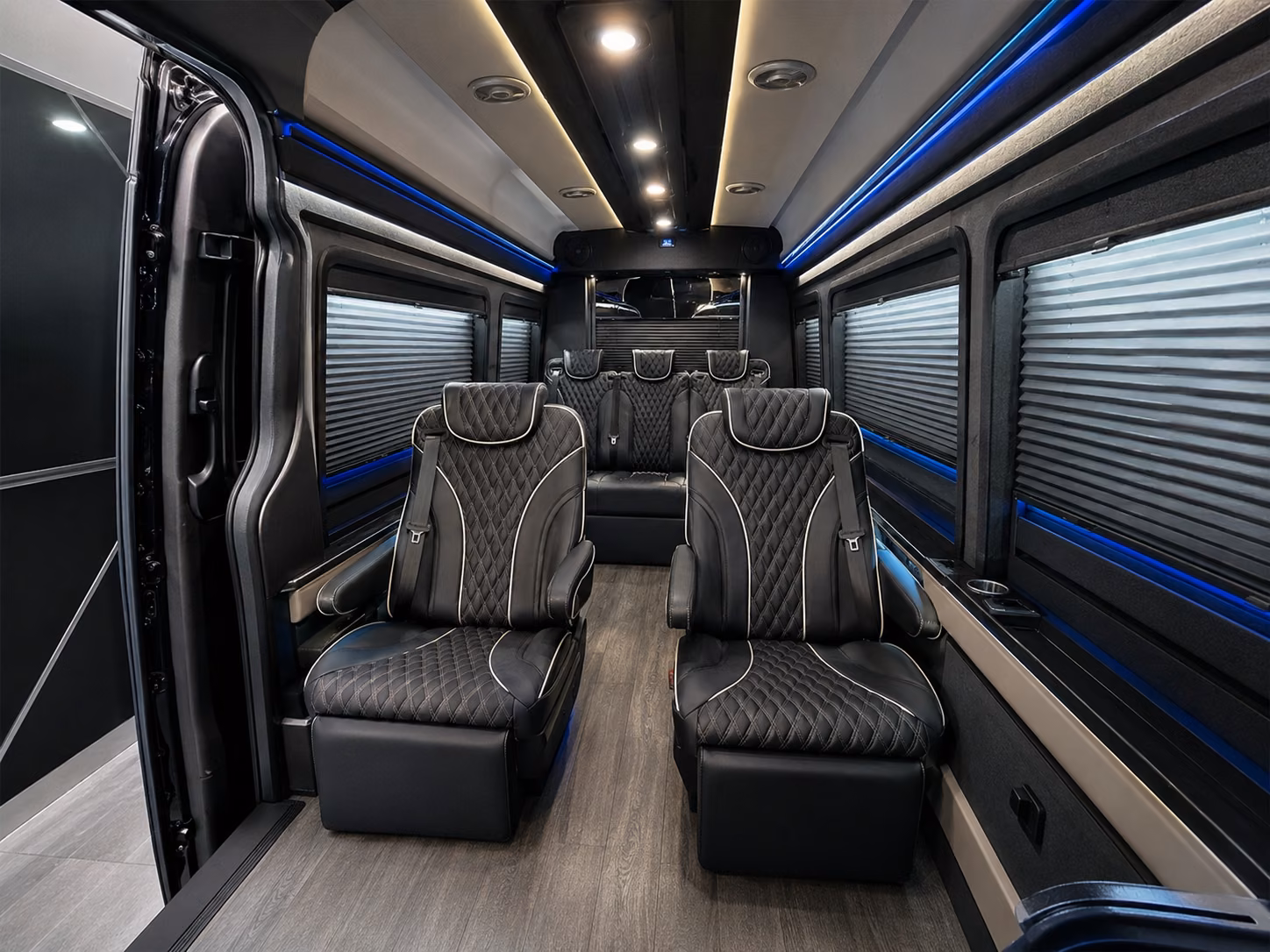 los angeles airport shuttle buses for employees