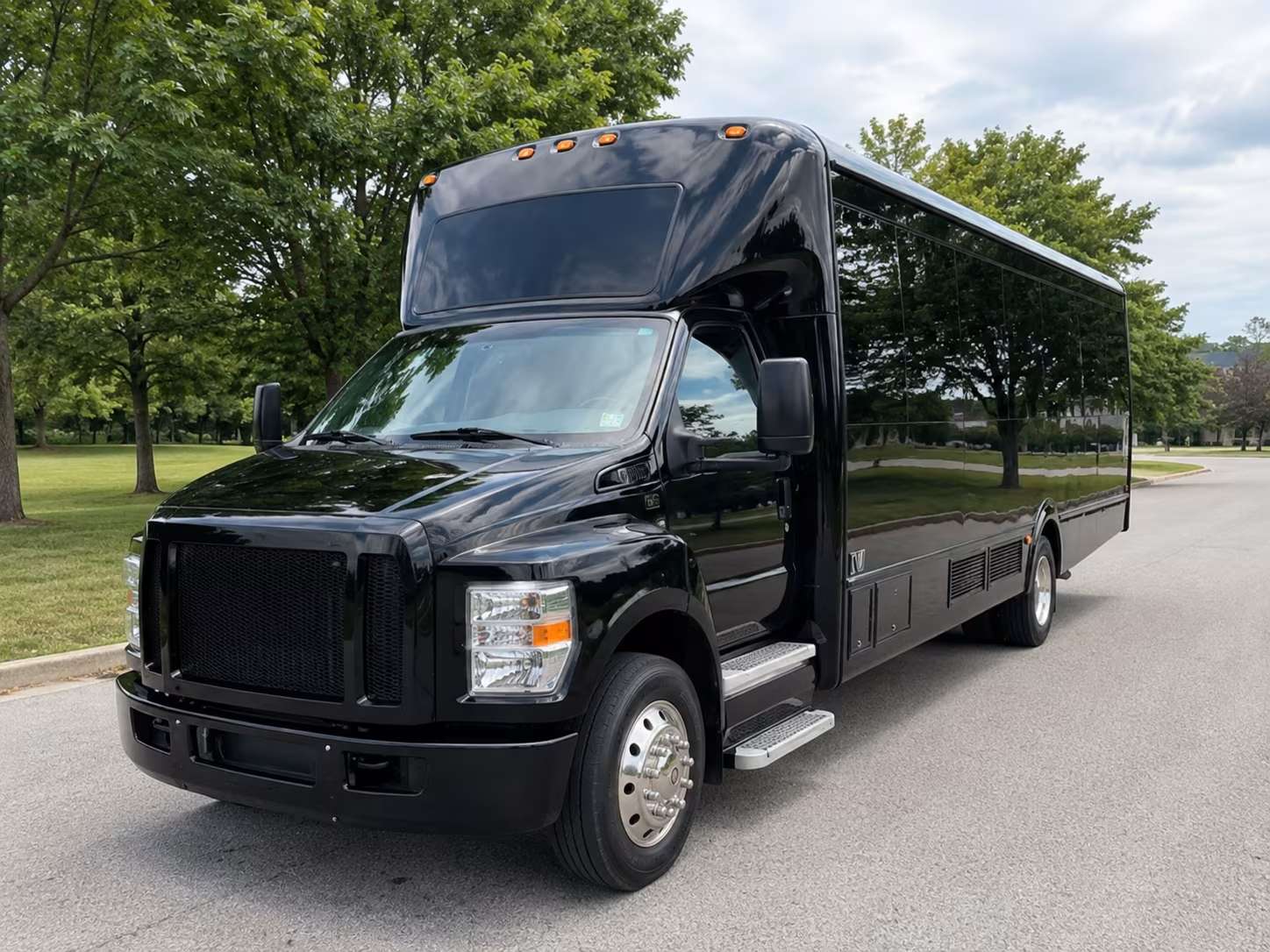 los angeles corporate retreat shuttle bus rentals