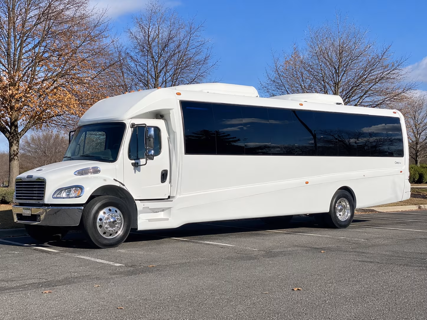 the bus type and amenities